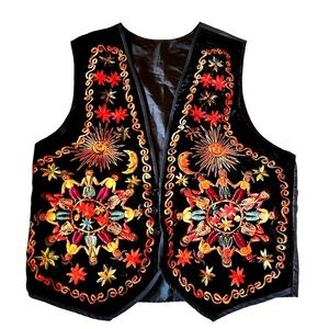 Vintage Ruth Y Nohemi Native Craft
Embroidered Vest Women Size XL